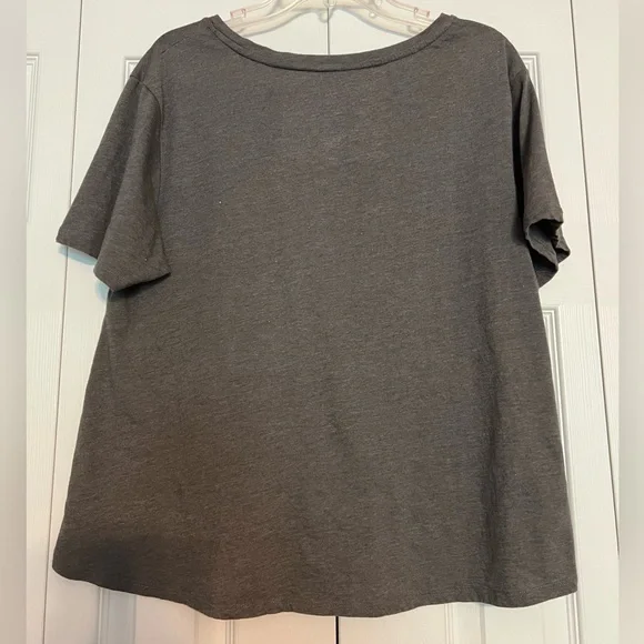 Disney’s Minnie Mouse Crop Top Size XXL - Picture 4 of 7